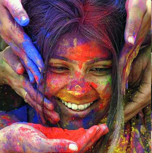 Индия: фестиваль красок Холи